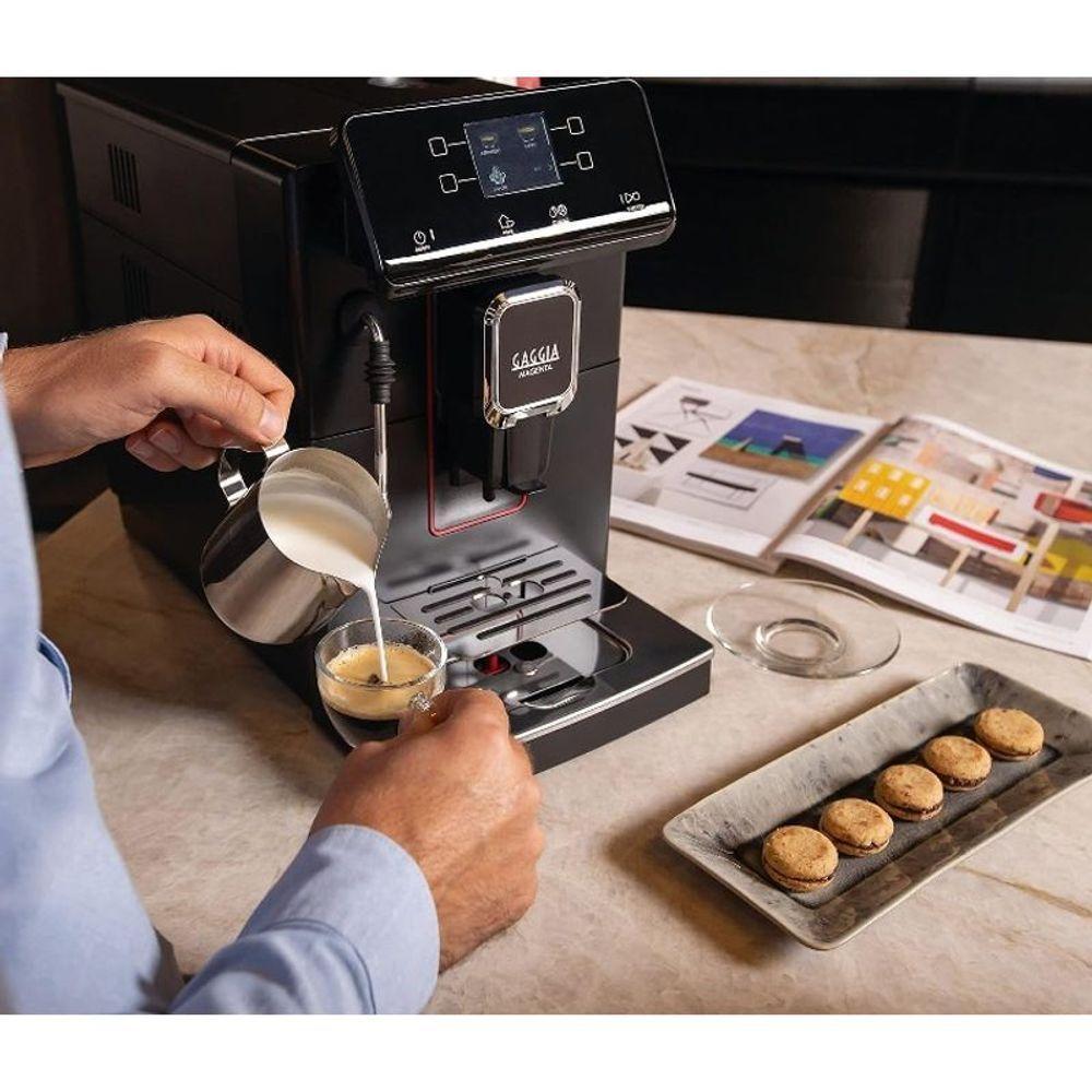 Cafeteira Gaggia Magenta Plus Preta E Prata Para Cafés Em Grãos E Pó 220V - 4