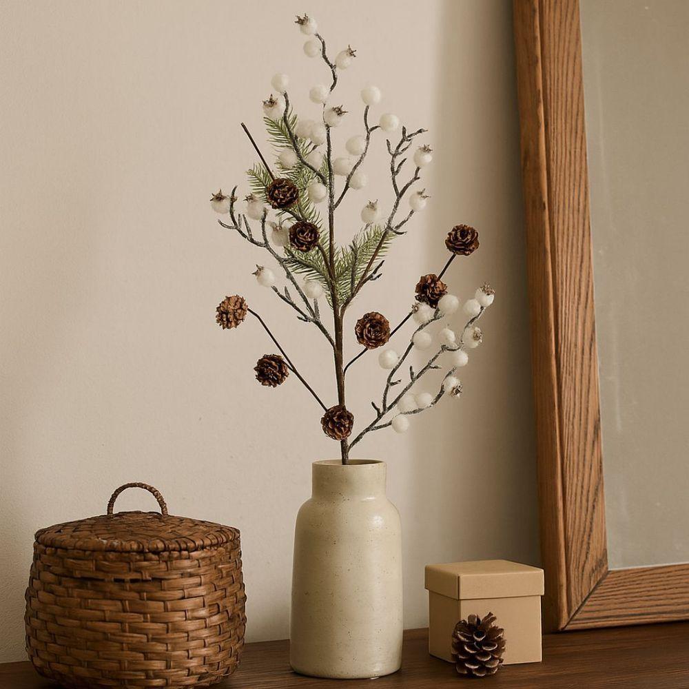 Galho Decor Natal Folhagens Berries Branco E Pinhas Rústico 62cm - Magizi - 2