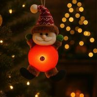Papai Noel Iluminado Led Pelúcia Pendente Xadrez 24cm - Magizi - 2