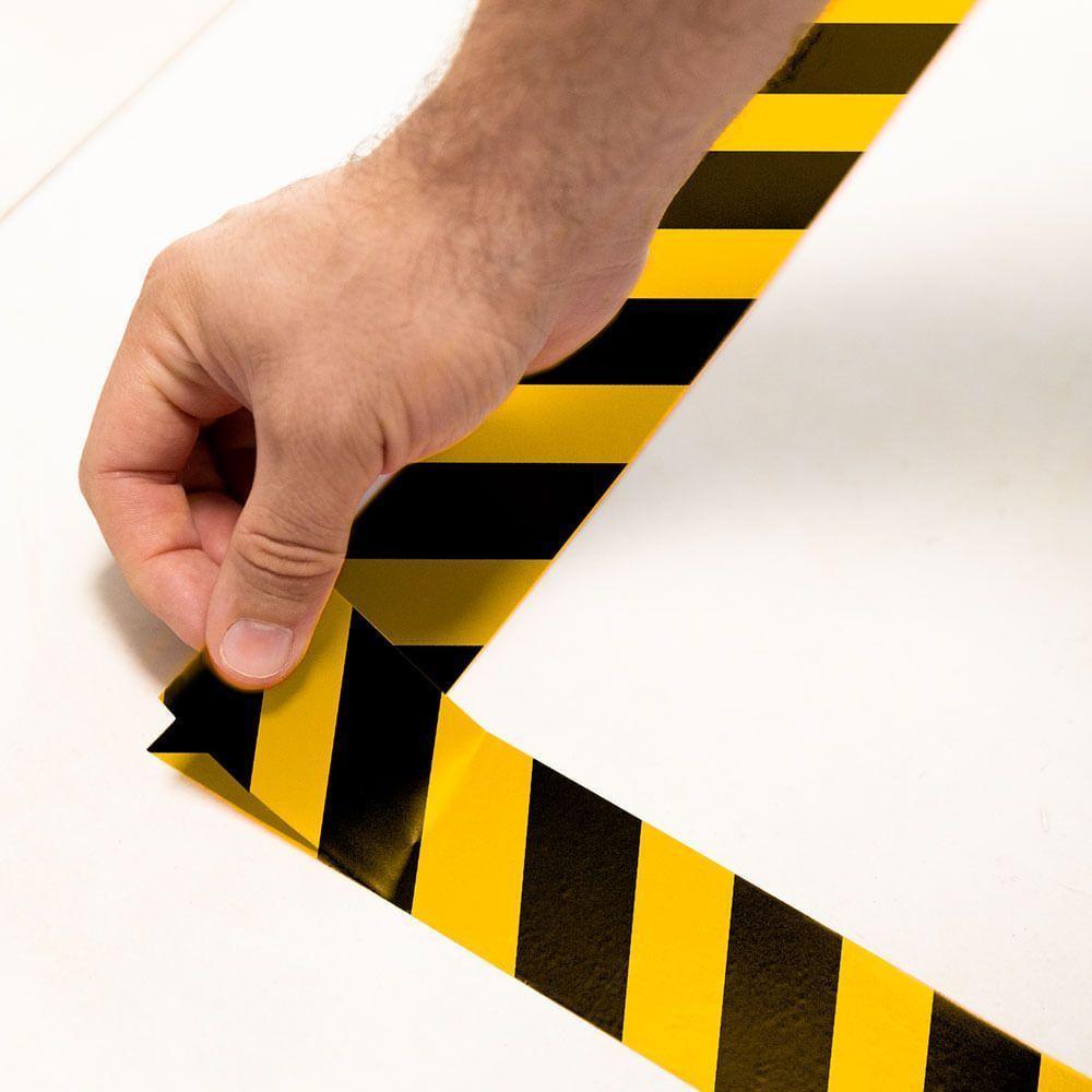 Fita De Demarcação 48mm X 30m - Uzoo Fita De Demarcacao 48mmx30m Zebrada - 2