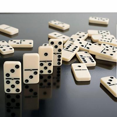 Dominó Profissional 28 Peças Double Six Com Estojo Preto