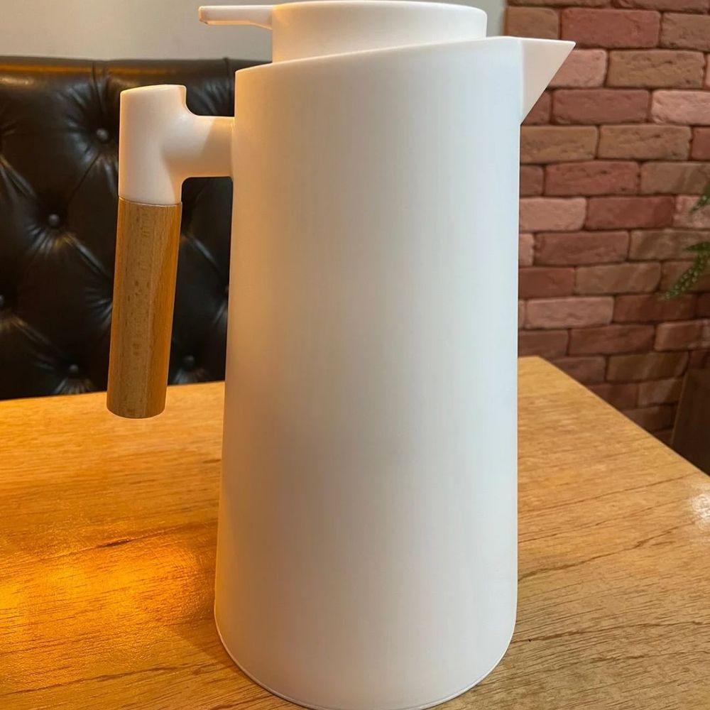 Garrafa Térmica Design Cabo Madeira Botão Abre Fácil Branca - Vivaflor Decor - 2