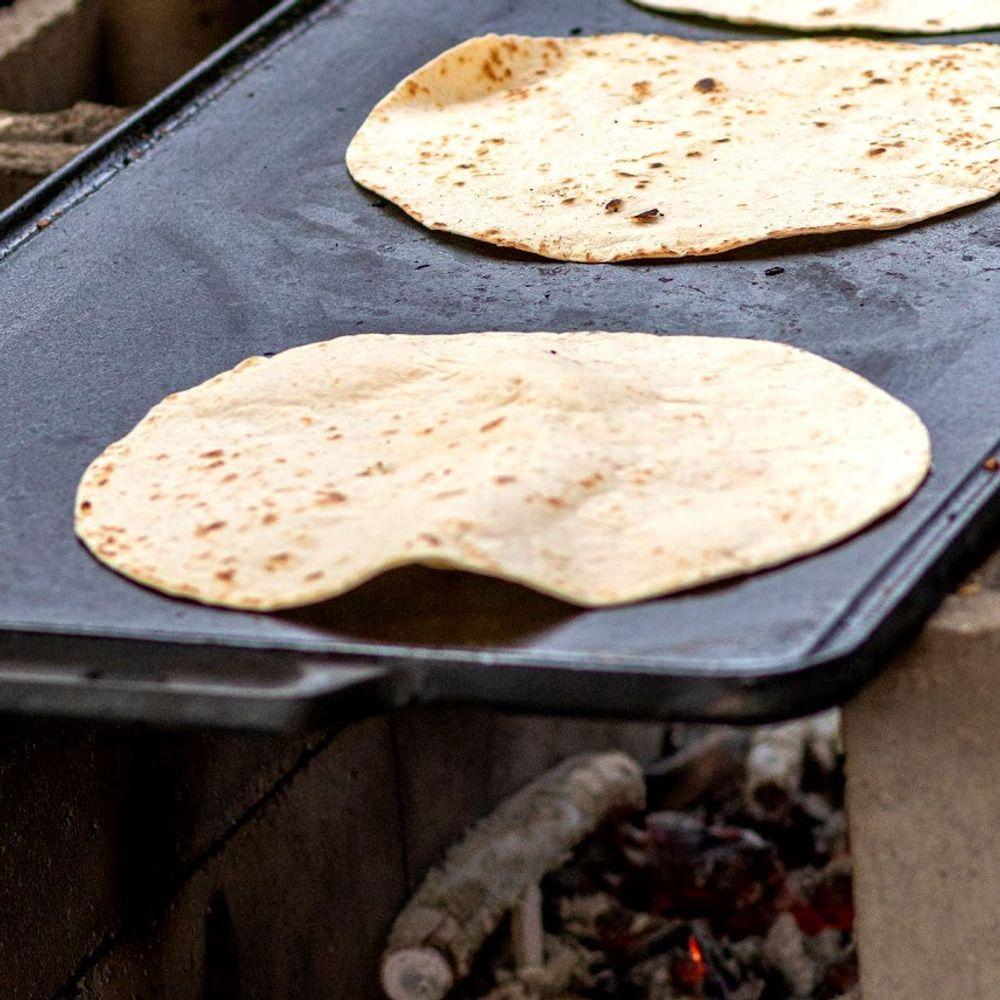 Chapa Lisa Retangular Alça De Ferro Panela Mineira 70x30cm - 3