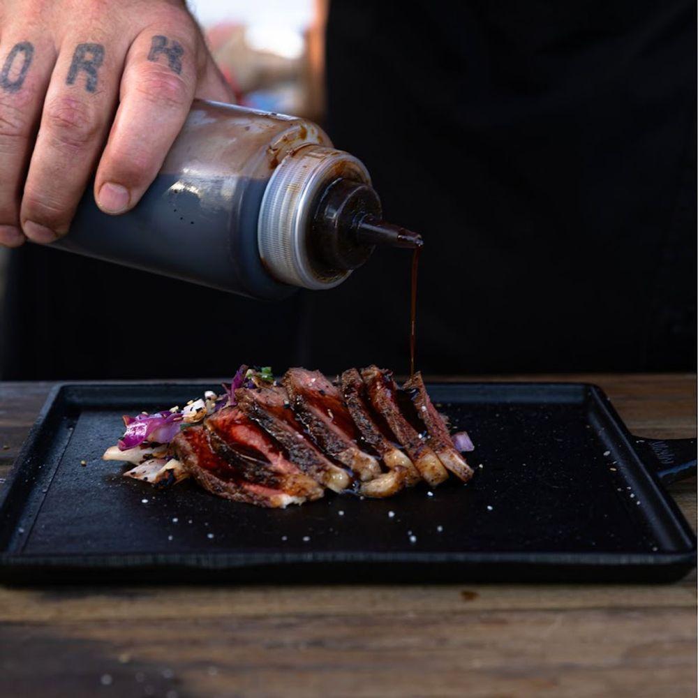 Bifeteira Lisa Quadrada Cabo Madeira Panela Mineira 26x26cm - 4