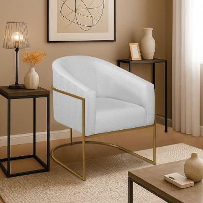 Poltrona Decorativa Jade Moderno Escritório Confortável Luxo Base De Ferro Dourado Bouclé Cor Branco