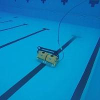 Robô Aspirador Automático Para Piscinas Até 40 Metros Wave 2x2 E Carrinho De Transporte - Sodramar