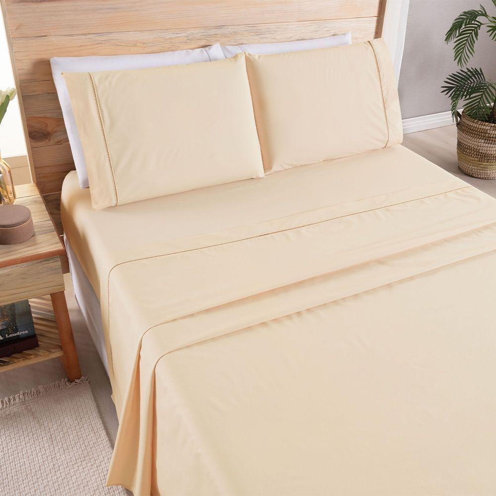 Kit Cobre Leito + Jogo De Cama Premier Queen 7 Peças Hipercal 200 Fios 80% Algodão, 20% Poliéster - Bege - 7