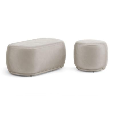 Conjunto 02 Puffs Decorativos Orgânicos Molly Veludo Bege - Desk Design