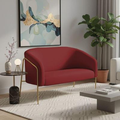 Sofá 2 Lugares Namoradeira Stella Base Industrial Alta Dourada Veludo D03 - D'rossi Cor Marsala