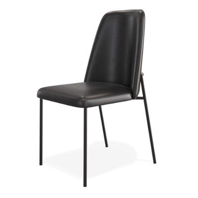 Cadeira Sala De Jantar Lior Com Encosto Estofado Base Preta Couríssimo Preto - Desk Design