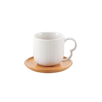 Conjunto De Xícaras Para Café Em Cerâmica Branco Com Pires Em Bambu Oásis Com 8 Peças 90ml Haüskraft