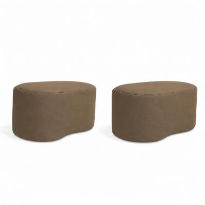 Kit 2 Puff Feijão Curvo Orgânico Sala Redondo Confortável Moderno Suede Capuccino
