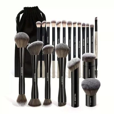 Kit 21 Pincéis De Maquiagem Profissional Maange Com Bolsa Preto