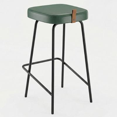Banqueta Alta Cozinha E área Gourmet Vik Estofada Couríssimo Verde - Desk Design