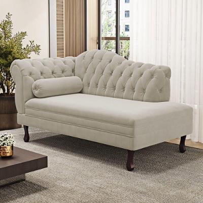 Divã Recamier Lavínia Clássico 120cm Capitonê Com Pés De Madeira Veludo Bege Claro - Desk Design