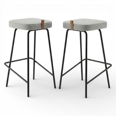 Kit 02 Banquetas Altas Cozinha E área Gourmet Vik Estofada Linho Cinza - Desk Design