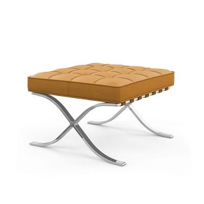 Puff Barcelona Inox Em Sintético Caramelo