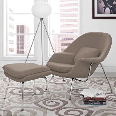 Poltrona Womb Chair Com Puff Cromada Linho Bege