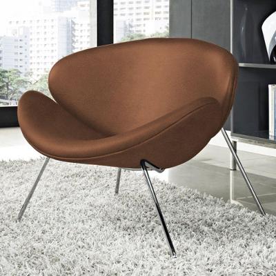 Poltrona Trevo Couro Natural Marrom Base Cromada