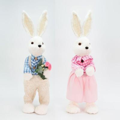 Casal De Coelhos De Páscoa Decoração Coelhinhos Românticos 60cm