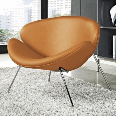 Poltrona Trevo Couro Sintético Caramelo Base Cromada