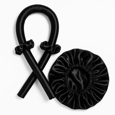 Modelador De Cachos Com 2 Xuxinhas E Uma Touca De Cetim Preta