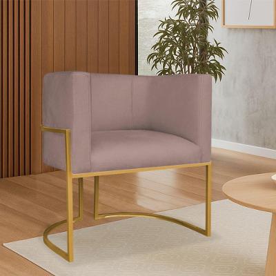 Poltrona Dália Luxo Moderna Estofada Design Sofisticado Com Base De Ferro Dourado Linho Rosê