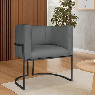 Poltrona Dália Luxo Moderna Estofada Design Sofisticado Com Base De Ferro Preto Suede Cinza