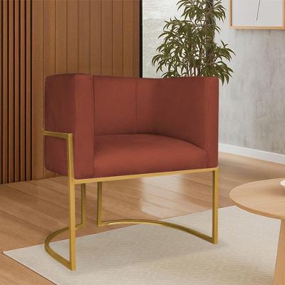 Poltrona Dália Luxo Moderna Estofada Design Sofisticado Com Base De Ferro Dourado Bouclé Terracota