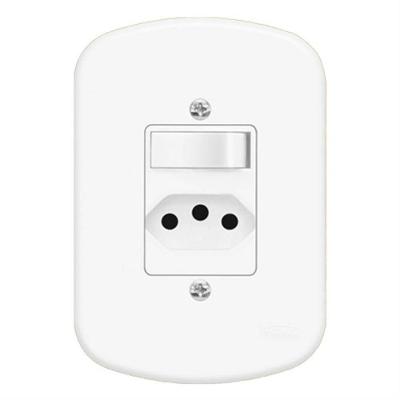Conjunto Interruptor Paralelo + Tomada 2p+t 10a 250 Volts Blanc 1361 Fame Conj.1para+1tomada Pad