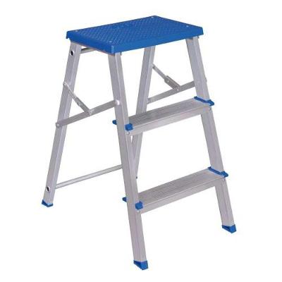 Escada Banqueta De Alumínio Doméstica Mor - Altura 62cm Largura 35cm Comprimento 56cm