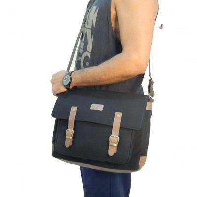 Bolsa Carteiro De Lona Lumi Zup Preto