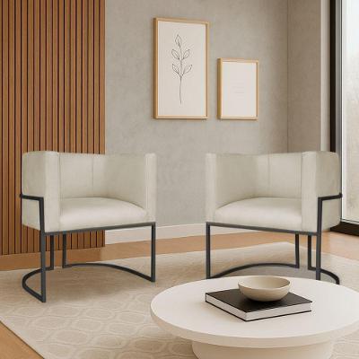 Kit 2 Poltronas Dália Luxo Moderna Estofada Design Sofisticado Com Base De Ferro Preto Suede Bege