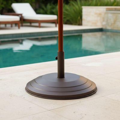 Base Para Ombrelone E Guarda-sol 3,00m 2,40m Nossa Kasa Alumínio E Concreto 19,5kg Marrom
