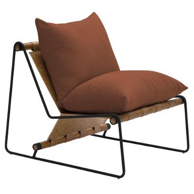 Poltrona Decorativa Turim Base Aço Preto Recouro Camel Linho Telha - Nexta Casa