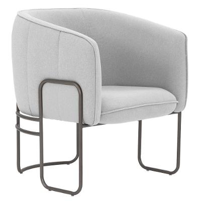 Poltrona Sala De Estar Marie Base Aço Titânio Linho Cinza Claro - Nexta Casa