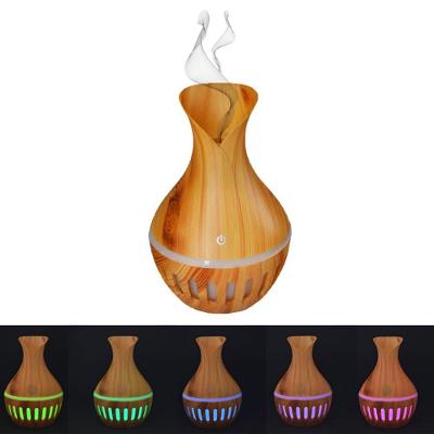 Difusor Umidificador Ultrasonico 7 Led Vaso Rajado Rgb 200ml Usb Marfim