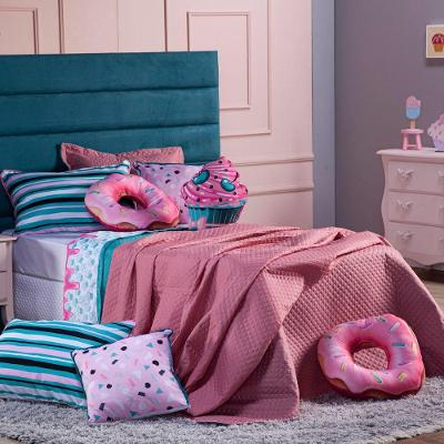 Kit Cobre Leito Colcha Solteiro Cake Donuts Rosê/tiffany Dupla Face Com Almofadas Estampadas 06 Peças