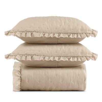 Kit Colcha Cobre Leito 200 Fios Casal 3 Peças Bella Babado 100% Poliéster - Bege