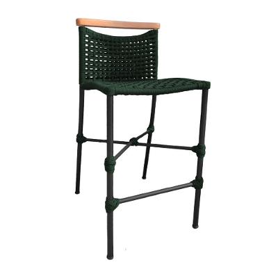 Banqueta Anne Em Corda Náutica Base Em Alumínio Preta Com Detalhe Em Madeira Verde Musgo