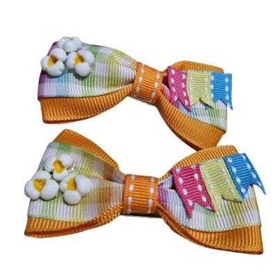 Laço de Cabelo Infantil Festa Junina Pipoca e Bandeira com Bico de Pato 8 X 5 cm Kit 2 Unidades