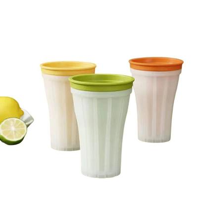 Forma de Gelo Smoothie Copo 150ML Plástico com Tampa Hermética Branco Top Rio Comercial