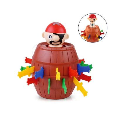 Jogo de Tabuleiro Jogo Barril Pirata Pula 16 Adagas com Interação Social Marrom OEM