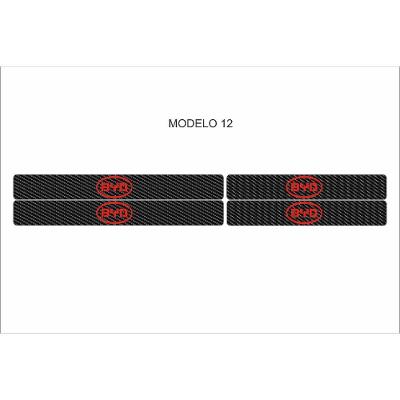 Kit Adesivo de Soleira de Porta Dianteiro e Traseiro Modelo 4 Peças Universal Fibra de Carbono Preto