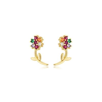Brinco Atraktiva Jóias Flor Minimalista Banhada a Ouro 18K Semijoia Dourado com Cristal Feminino