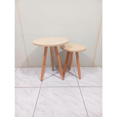 Conjunto de Mesas de Canto Laterais 2 Peças Redondo Tampo MDF Base Madeira 45x45x55CM Amadeirado