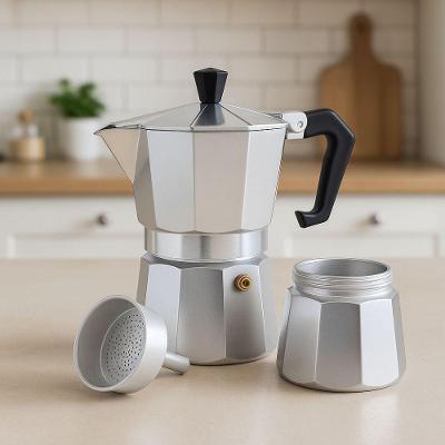 Cafeteira Italiana Manual Espresso Yeet Moka 3 Xícaras Alumínio 150 ml 110V