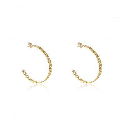 Brinco Argola Média Trabalhada Com Vazado Banhado Em Ouro 18k [f027]