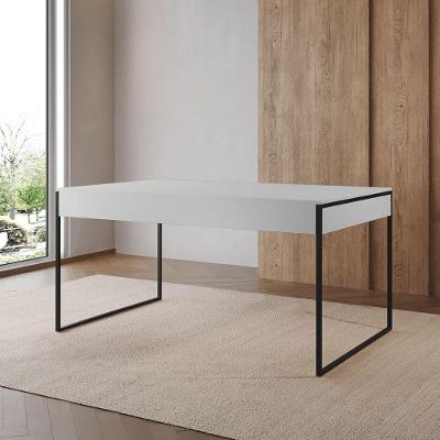 Mesa de Jantar Filadélfia Industrial Retangular Tampo MDF 120CM X 75CM Branco Preto