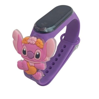 Relógio Infantil Feminino Angel Stitch Analógico Pulseira Silicone à Prova D’água Roxo OEM